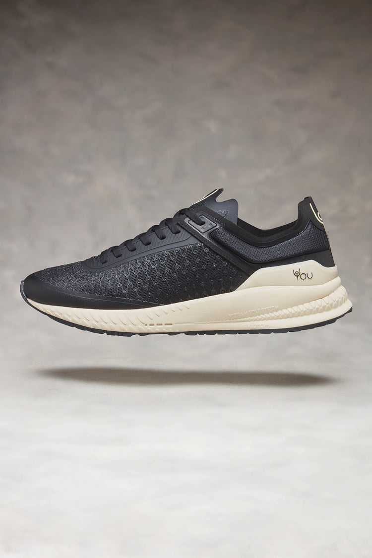 YP 305 Performance | black