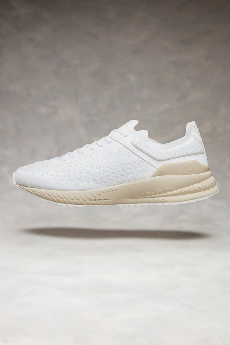 YP 305 Performance | white