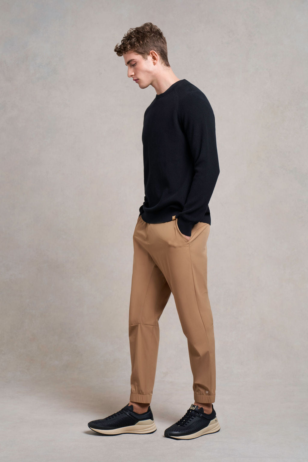 Croft Knitted Jumper | black