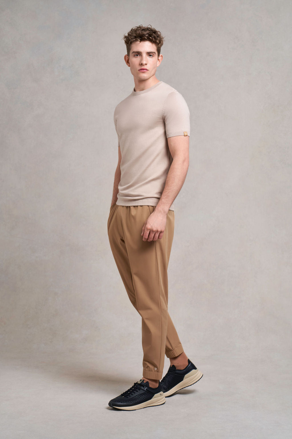 Saddington Knitted T-Shirt | fawn