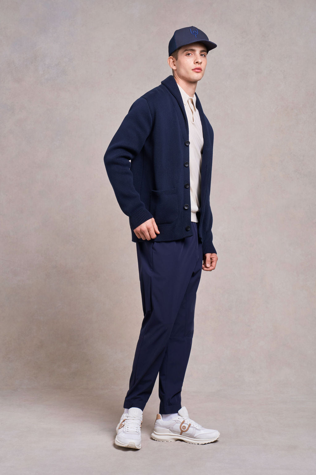 Carlton Knitted Cardigan | navy